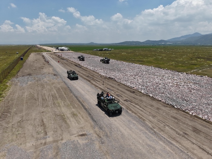 La Presidenta Sheinbaum visitó Hidalgo para supervisar los avances en la construcción del Tren México-Pachuca y declaró que podría estar terminado en el 2027.