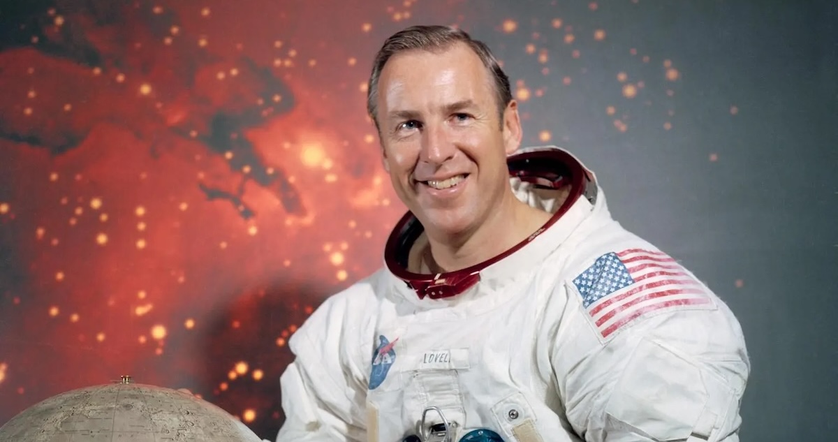 El astronauta Jim Lovell, comandante de la misión espacial Apolo 13, murió a los 97 años de edad, informó la NASA.