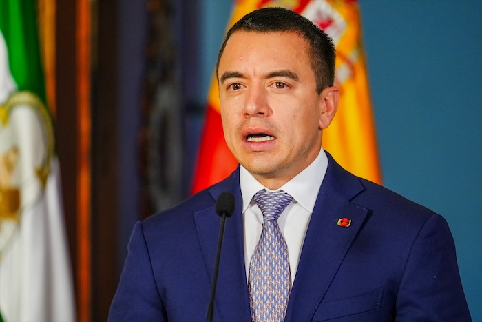 Ryan Dubé, reportero de The Wall Street Journal, escribe que "cinco de las 12 ciudades con mayor índice de homicidios del mundo se encuentran en Ecuador".