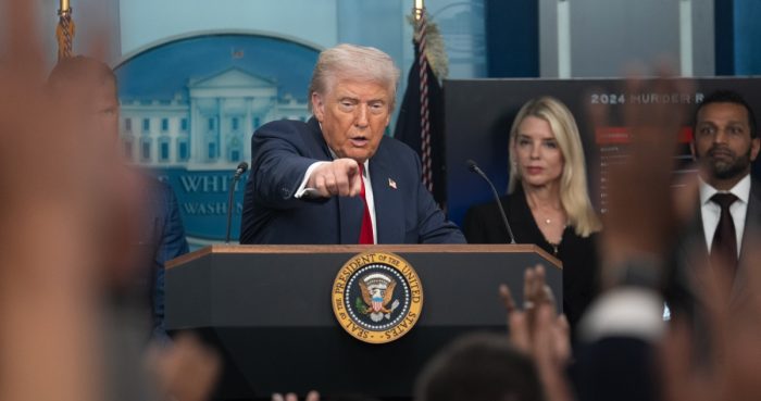 El Presidente Donald Trump en conferencia de prensa