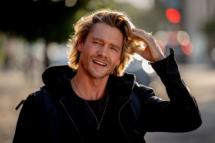 Chad Michael Murray regresa como Jake