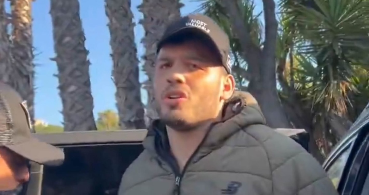 Julio César Chávez Jr. fue liberado de un penal en Sonora para enfrentar en libertad el juicio en su contra por su presunto vínculo con el Cártel de Sinaloa.