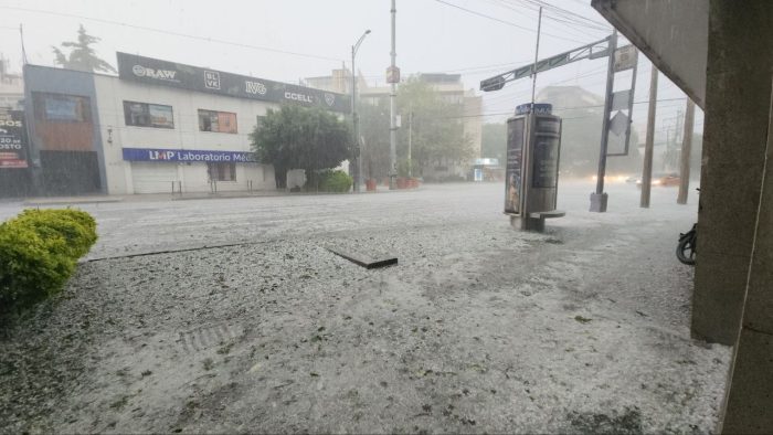 Las autoridades capitalinas activaron la alerta amarilla por lluvias fuertes, granizo y viento en 14 alcaldías de Ciudad de México. Foto: SinEmbargo