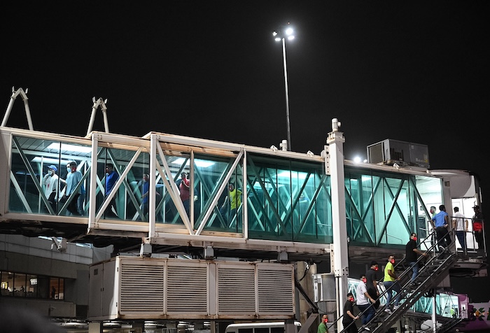 Es una táctica poco conocida que Trump está usando para obligar a migrantes a abandonar EU. Las autoridades han comenzado a separar a niños de padres, dice NYT.