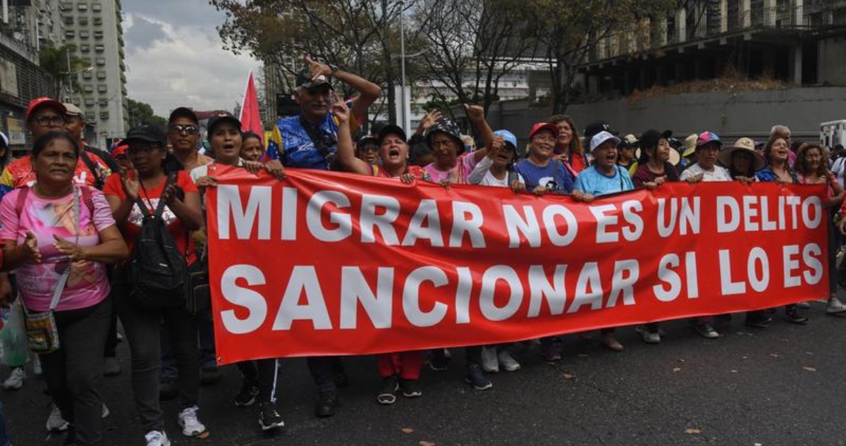 Jueza bloquea las deportaciones aceleradas de Trump por incumplir el debido proceso