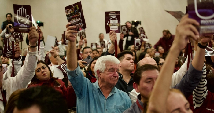 Entre la humareda de la guerra en X.