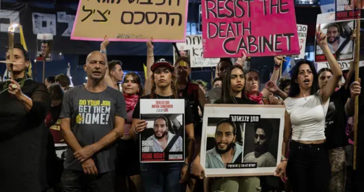 El Foro de Rehenes y Familias Desaparecidas de Israel acusó a Netanyahu de haber firmado la "pena de muerte" para quienes continuaban bajo cautiverio de Hamás.