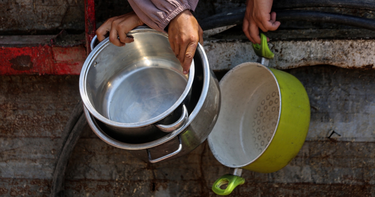 México se unió al reclamo global contra Israel para que autorice la entrada de ayuda humanitaria a Gaza, donde se vive hambruna, la cual ha dejado 289 muertos.