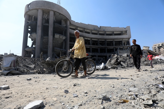 Netanyahu afirmó que Israel no se anexionará la Franja de Gaza, pero que tomará el control del enclave palestino "por seguridad" y cederá su administración.