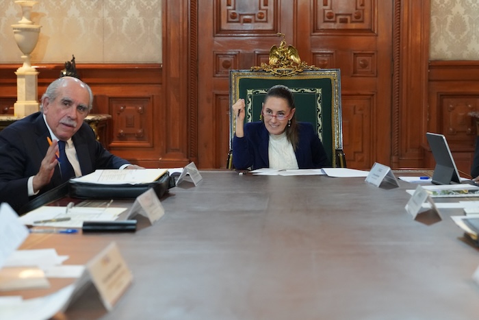 La Presidenta Claudia Sheinbaum instaló la Comisión Presidencial para la Reforma Electoral, la cual estará a cargo de elaborar la iniciativa.
