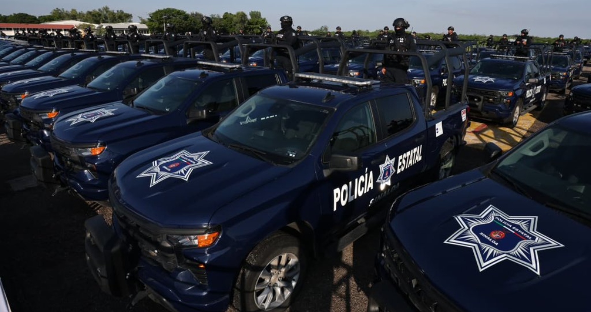 Harfuch y el Gabinete de Seguridad entregaron 100 nuevas patrullas y firmaron un convenio con Sinaloa.