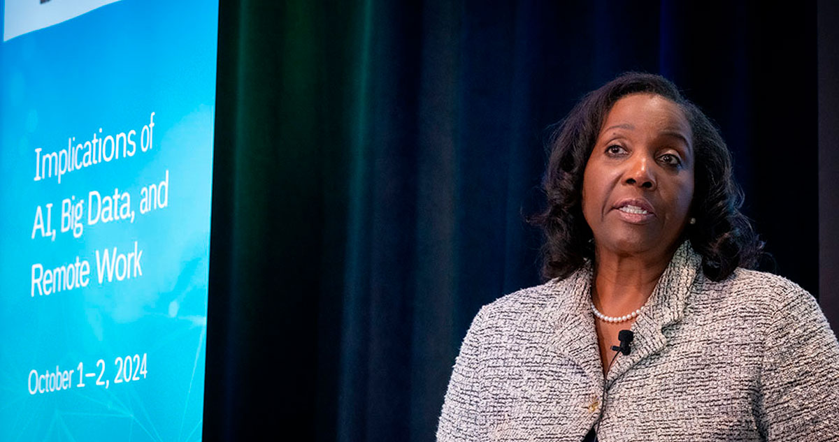 Trump despide a Lisa Cook, gobernadora de la Fed