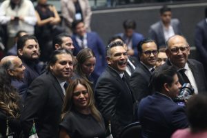 El Senador Alejandro Moreno, "Alito", y el Diputado Rubén Moreira durante la Sesión del Congreso General.