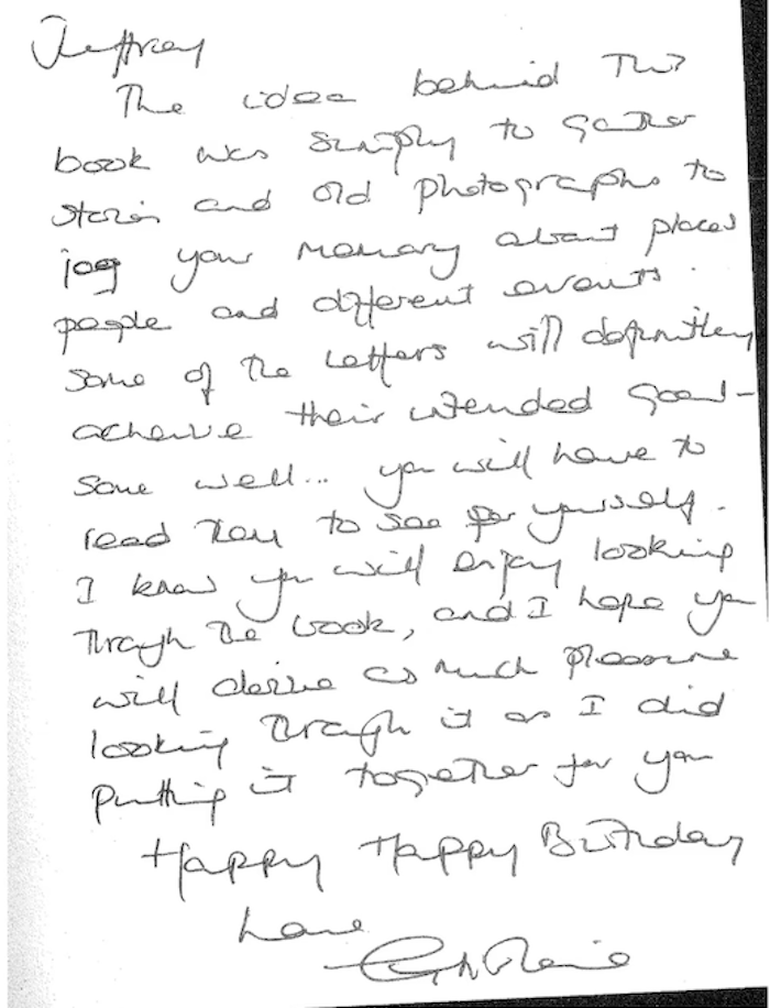 Libro de felicitaciones de Jeffrey Epstein 