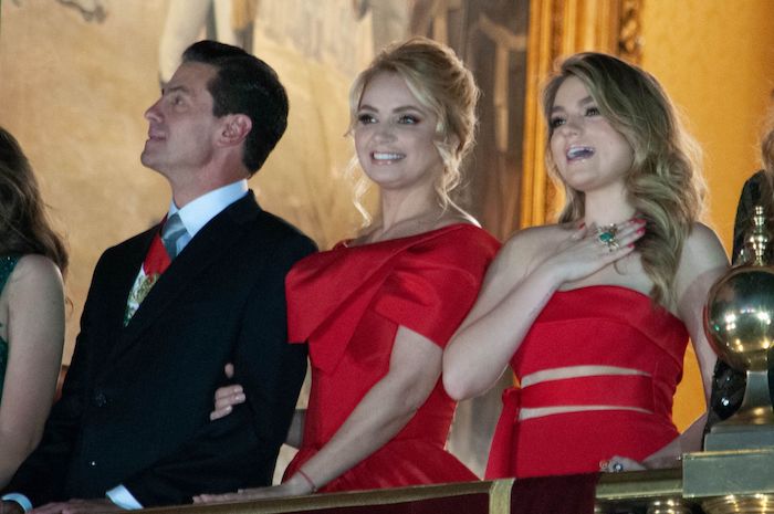 En la administración de Enrique Peña Nieto, el Grito era el momento ideal para que la familia Presidencial sacara a relucir vestidos de diseñador. Foto: Cuartoscuro