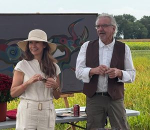 El artista estadounidense Stan Herd creó una monumental obra en un campo de cultivo de EU para rendir homenaje a la mujer indígena mexicana.