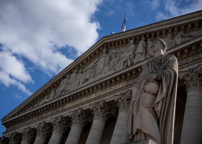 La Asamblea Nacional francesa rechazó este lunes una moción de confianza contra el Gobierno del Premier, François Bayrou, con 364 votos en contra. 