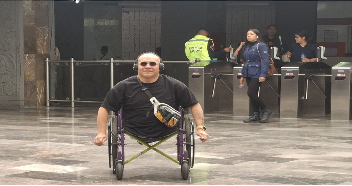 El Pinche Javo. Escritor.