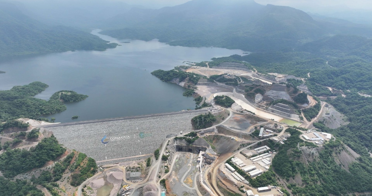 La Conagua reveló que, durante el proceso de reordenamiento de las concesiones de agua en el país, ha hallado hasta ahora casi 59 mil irregularidades.