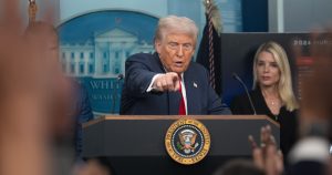 Los aranceles de Trump congelaron la economía norteamericana, hoy en un glaciar. Fueron una mala idea, con una peor ejecución: múltiples frentes abiertos y más.