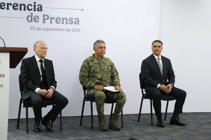 Gabinete de Seguridad Federal en conferencia de prensa.