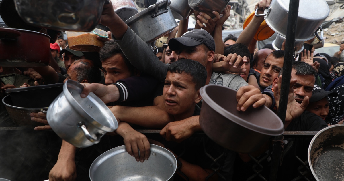 El número de palestinos muertos por hambre y desnutrición a causa de la ofensiva de Israel en la Franja de Gaza aumentó a 425, incluidos 145 niños.