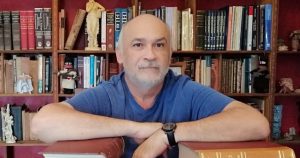 RESEÑA ¬ Andanzas de médico: 25 anécdotas que muestran el otro lado del consultorio