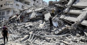 Israel atacó con misiles la torre residencial Ghefari, una de las más altas de Gaza, debido a la supuesta presencia de "infraestructura terrorista" de Hamás.