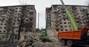 Al menos cuatro personas murieron y otras 10 resultaron heridas como consecuencia de un ataque de las Fuerzas Armadas de Rusia sobre Kiev, la capital ucraniana.