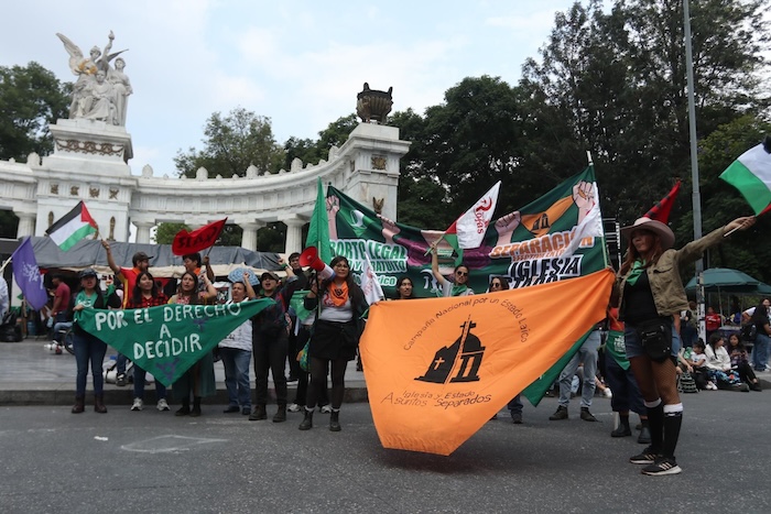 Miles de mujeres salieron a las calles de la CdMx para sumarse a las movilizaciones con motivo del Día de Acción Global por el Aborto Legal, Seguro y Gratuito.