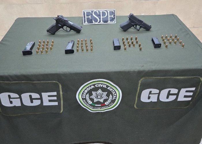 La Secretaría de Seguridad y Paz de Guanajuato coordinó un operativo anticrimen y detuvo el día de hoy a ocho personas con armas, vehículos y drogas. 