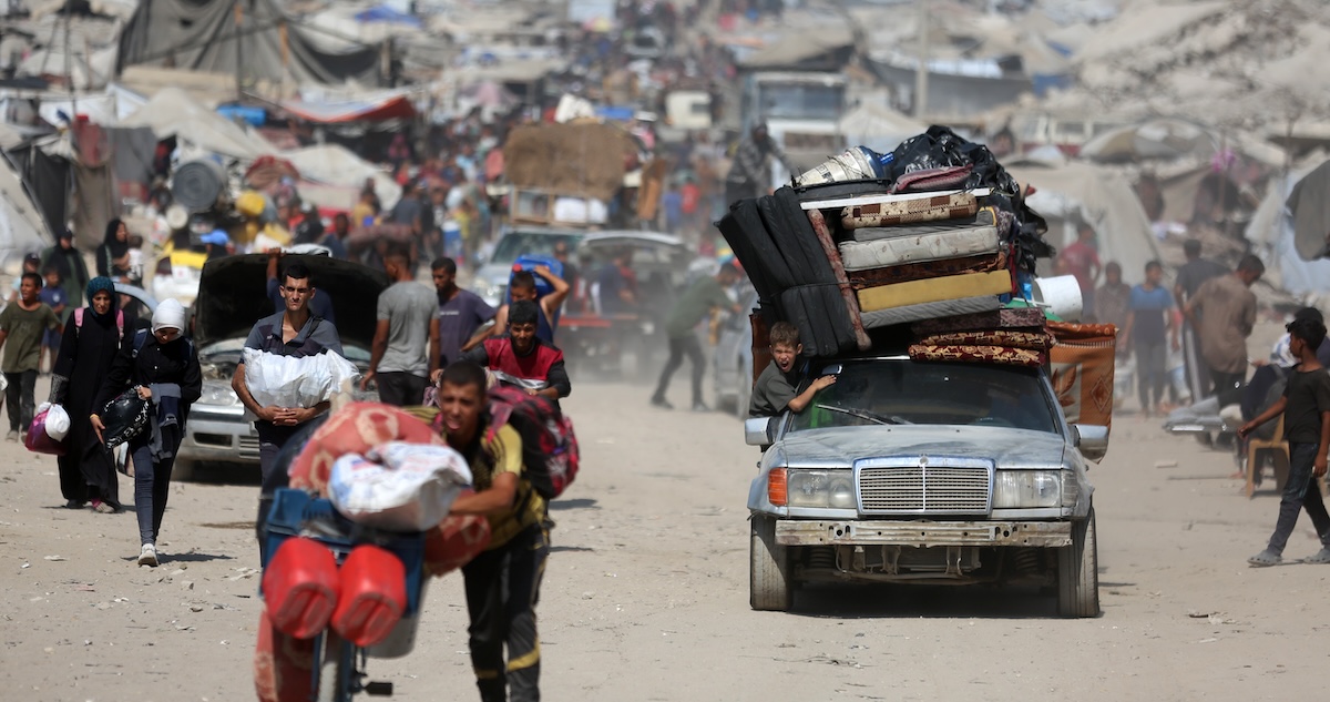 El ejército de Israel informó este sábado de que más de 750 mil palestinos fueron desplazados de Gaza y más de 65 mil han muerto.