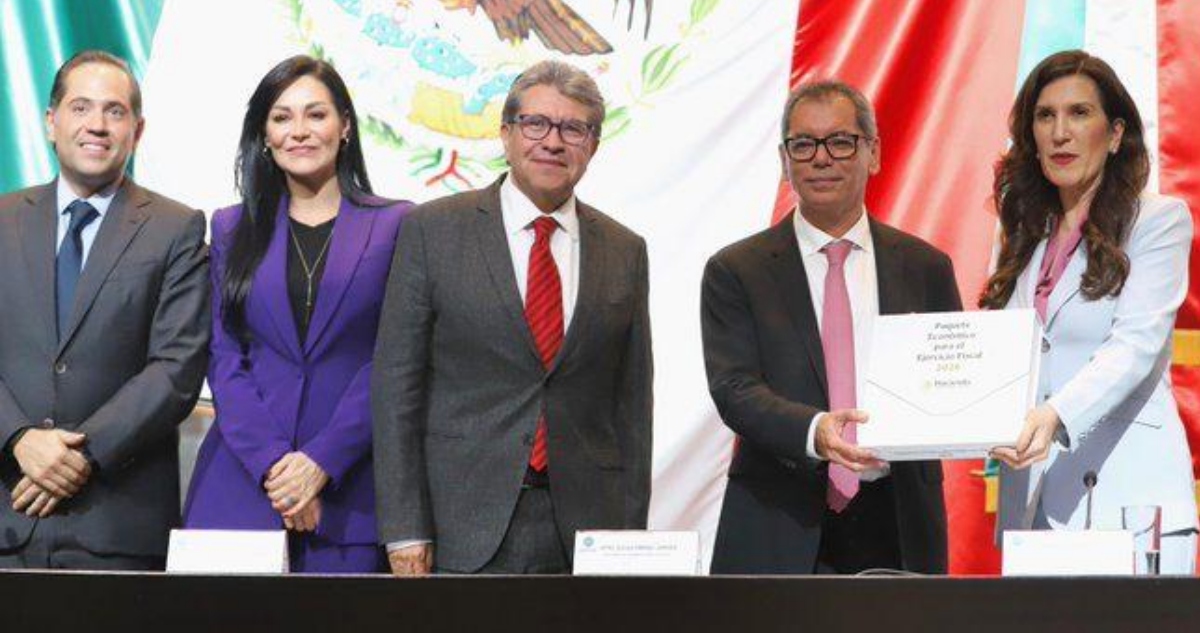 Cámara de Diputados recibe el Paquete Económico 2026 entregado por Hacienda.