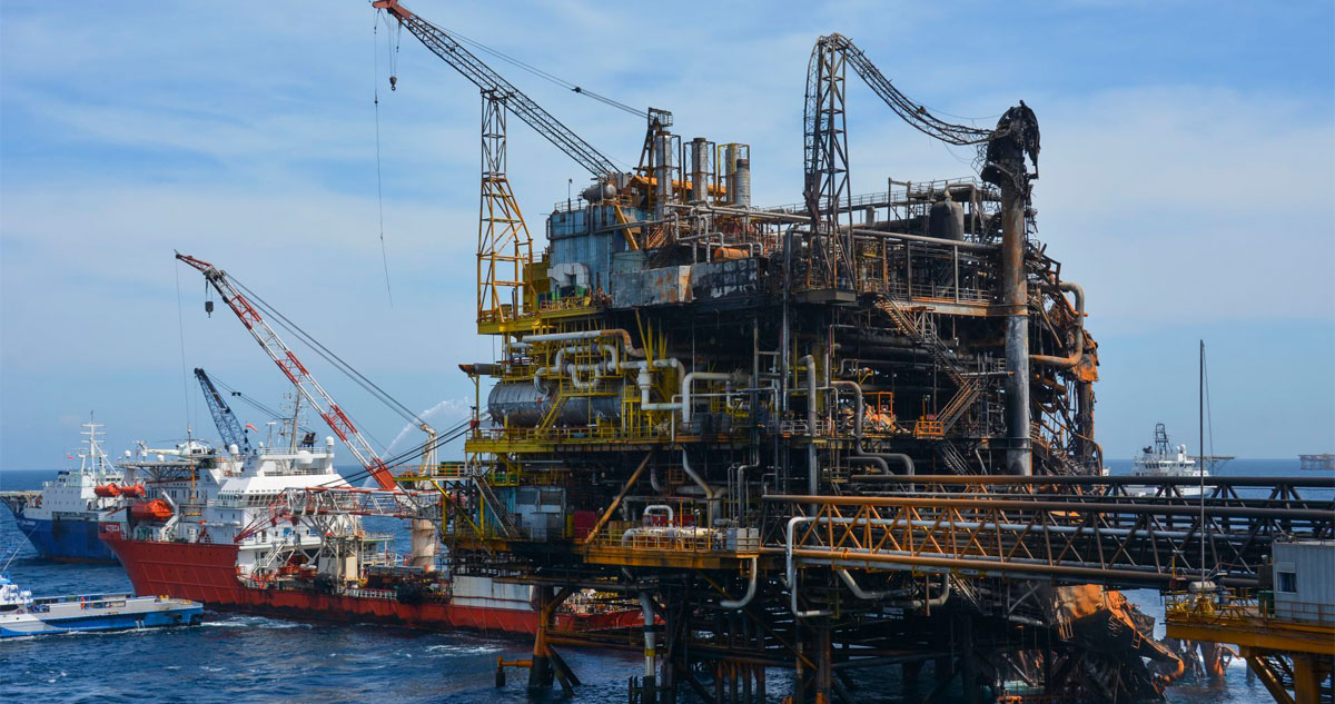 Pemex firma contrato con Grupo Carso para construcción de plataformas