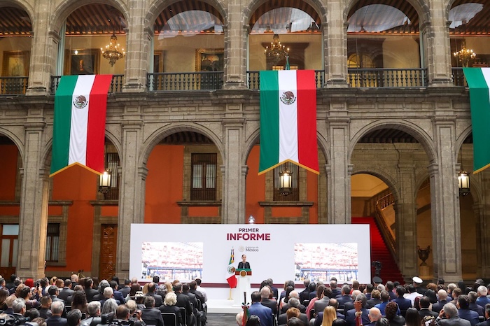 La Presidenta Claudia Sheinbaum Pardo (CSP) aseguró durante su Primer Informe de Gobierno que el país va bien y que le irá mejor. "No voy a fallar", prometió.