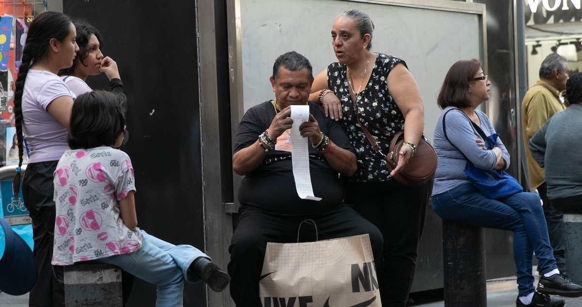 La Profeco recordó a las y los consumidores que es importante conservar el ticket de sus compras, ya que esto puede ayudar a evitar problemas.