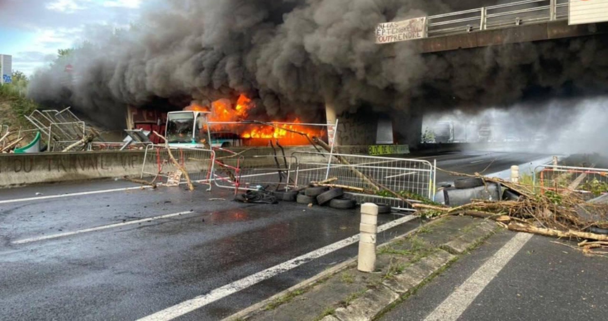 Las fuerzas de seguridad de Francia detuvieron a unas 300 personas en distintos puntos del país durante la jornada de protestas convocada contra el Gobierno.