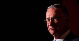 Salinas Pliego no sólo adeuda dinero en México, sino también en EU.