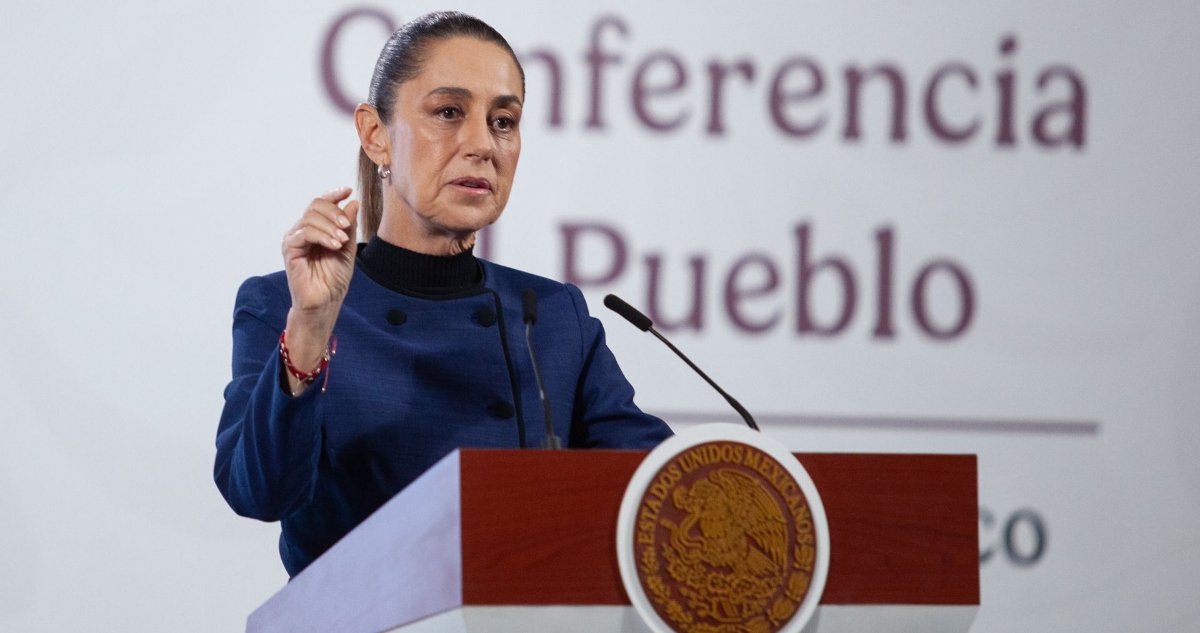 La Presidenta Claudia Sheinbaum Pardo respondió a los ataques de Grupo Salinas, propiedad del empresario Ricardo Salinas Pliego, quien la llamó "gobiernícola".