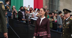 AÑO 1 ¬ Tres retos mayores para Claudia: Deuda, empleo formal y falta de medicamentos