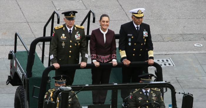 Sheinbaum Pardo llama a defender la soberanía de México en el Desfile Militar.