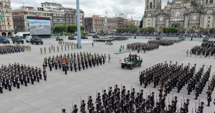 La Presidenta Claudia Sheinbaum Pardo preside el Desfile Cívico-Militar.
