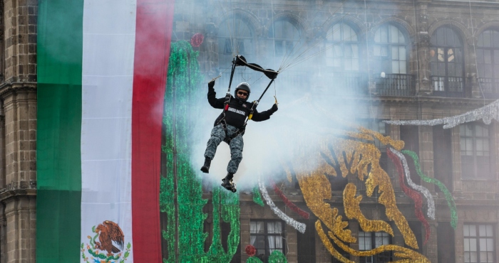 La Presidenta Claudia Sheinbaum Pardo preside el Desfile Cívico-Militar.