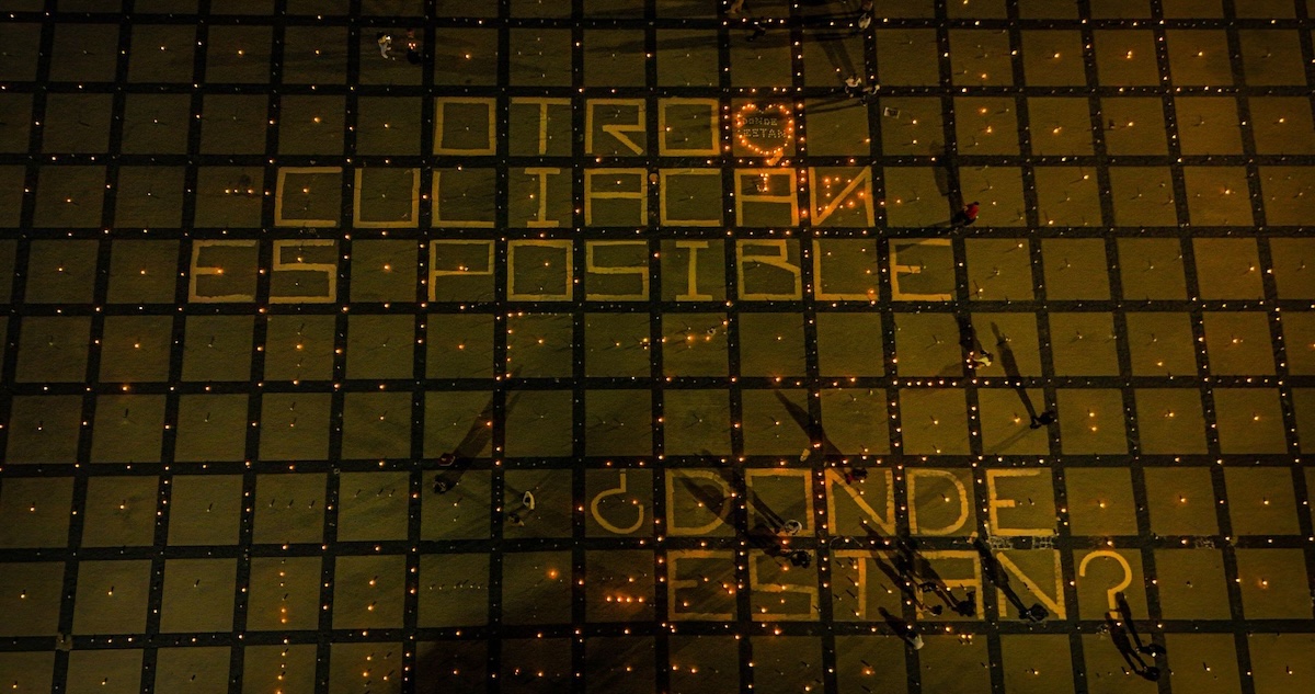 No fue casual que los organizadores de este acto cívico-político escogieran la explanada del Palacio de Gobierno, el corazón del poder político en Sinaloa.