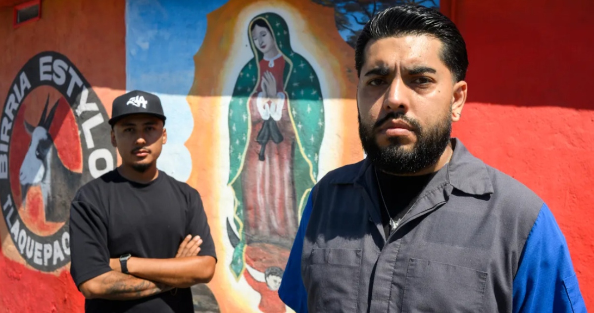 Cuando las redadas de ICE comenzaron en la ciudad de Los Ángeles, Erick Solís estaba inconforme, frustrado y no sabía qué hacer. Solís produce ahora videos.