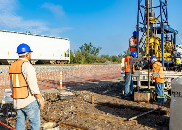 El Grupo Fomento de Construcciones y Contratas (FCC) de Carlos Slim Helú obtuvo un contrato para ampliar el Metro de Nueva York por mil 767 millones de dólares.
