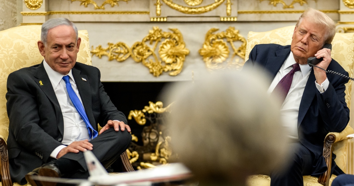 Donald Trump presentó un plan para Gaza, en el que propone la creación de una Junta de la Paz y una fuerza internacional; busca un acuerdo con Israel y Qatar.