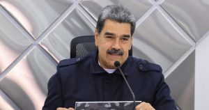 Venezuela denuncia asalto a barco pesquero por destructor de la armada de EU.