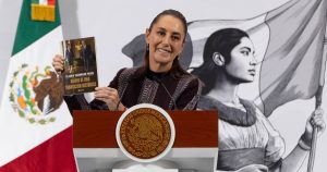 La Presidenta Claudia Sheinbaum Pardo comparte en su nuevo libro Diario de una transición histórica (Planeta) lo que vivió durante la transición con el Presidente Andrés Manuel López Obrador. Foto: Cuartoscuro.