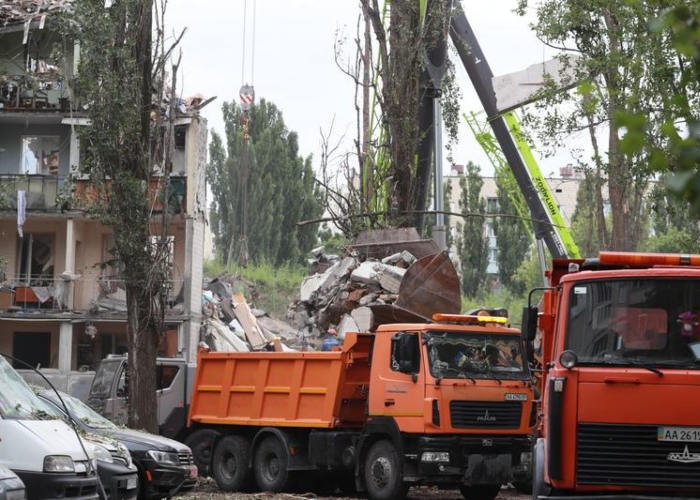 Cinco personas murieron y otras diez resultaron heridas tras un ataque masivo del ejército de Rusia, concentrados especialmente en la región de Zaporiyia. 